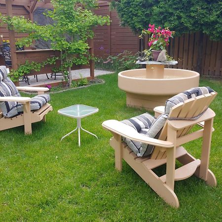 3 Bedrooms 3 Beds Near Metro -2 Parking Free Montréal Eksteriør billede